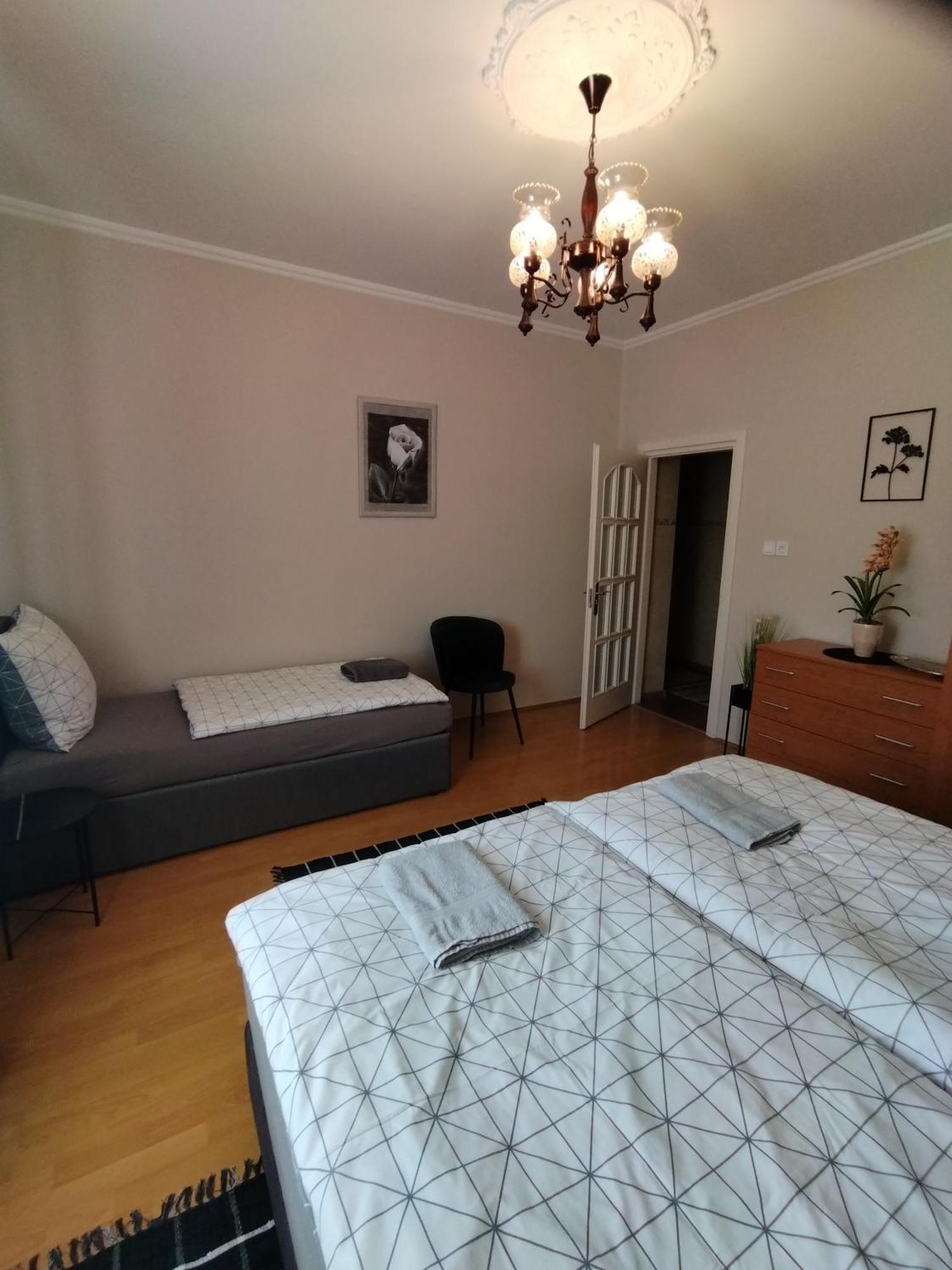 Elza Apartman Makó Eksteriør billede